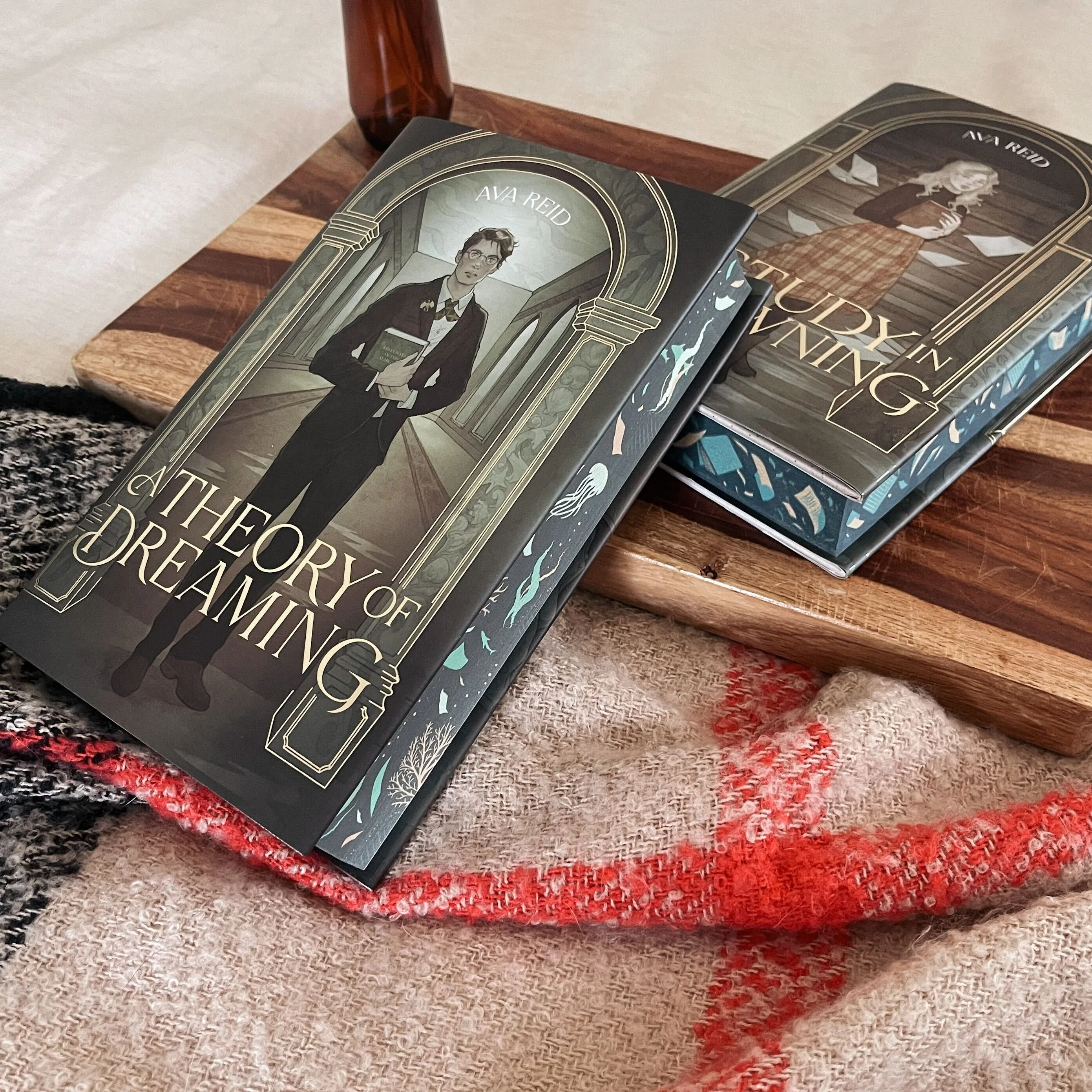 A Theory of Dreaming + alternative dust jackets by Ava Reid (Illumicrate Exclusive) - Image 4