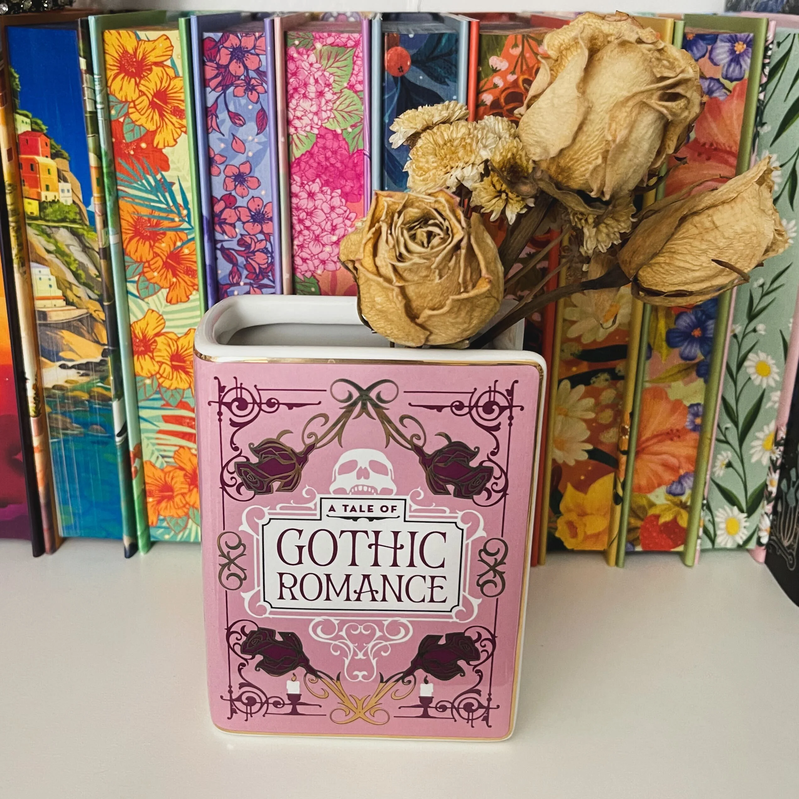 Gothic Romance Pink Ceramic Book Pot - Image 4
