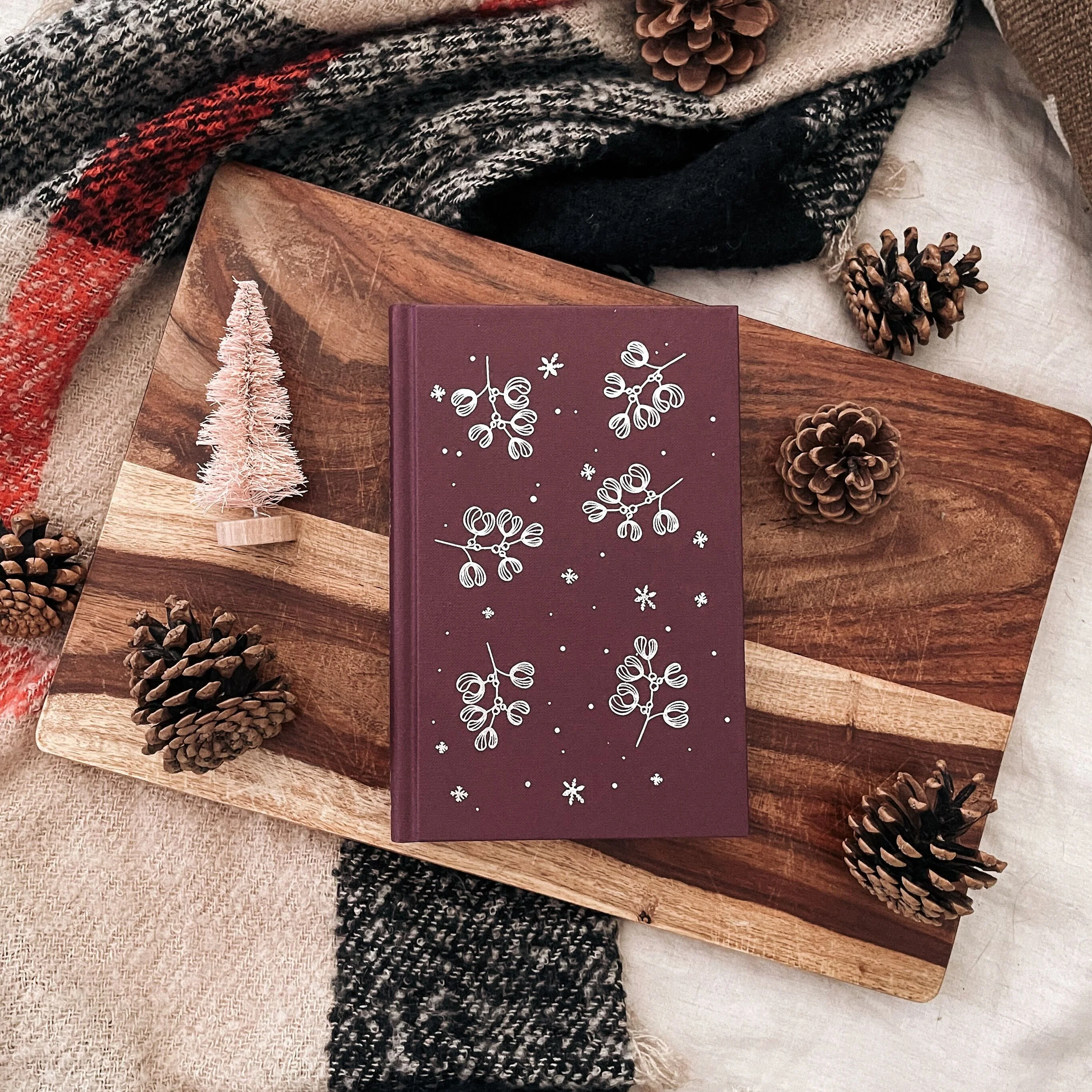 Under the Mistletoe with You by Lizzie Huxley-Jones (Afterlight Exclusive) - Image 2