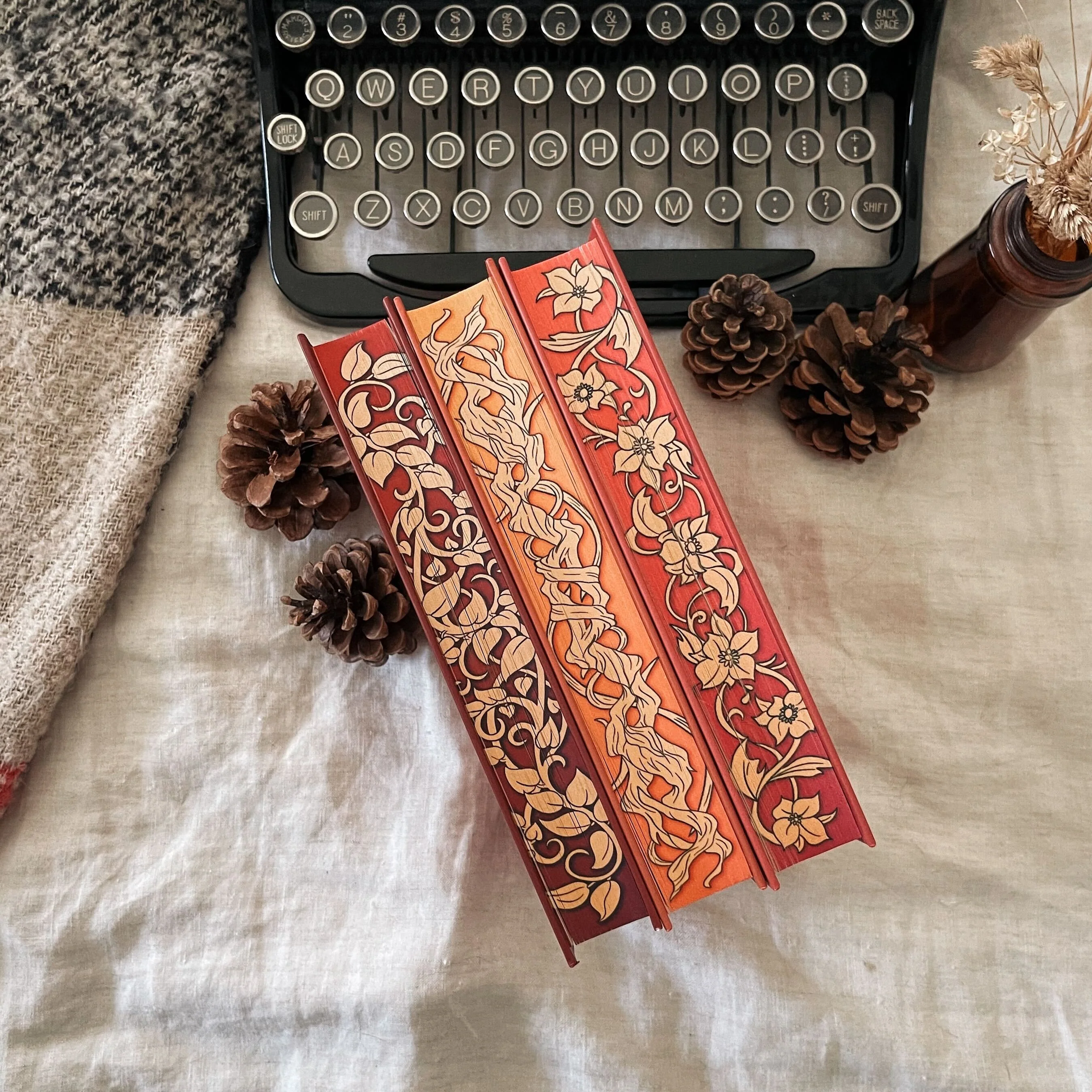 Wilmot Sisters set by Chloe Liese (Afterlight Exclusive) - Image 3